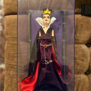 Disney Villains Designer Collection Evil Queen Doll